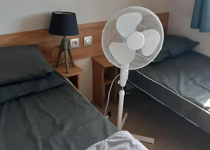 Mobil 2 4 A 6 Pers 캠프장