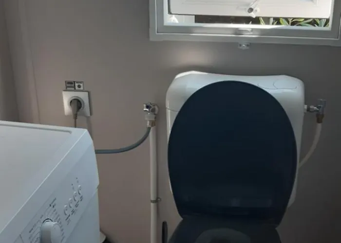 캠프장 Mobil 2 4 A 6 Pers